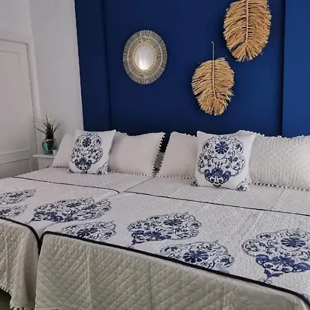 La Buganvilla House Holiday home *